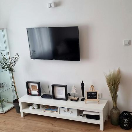 Apartman H8 Бйеловар Екстериор снимка