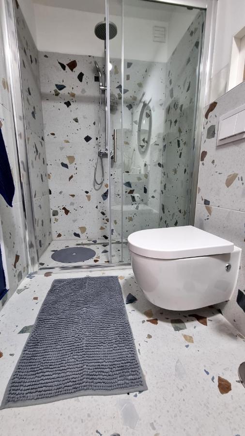 Apartman H8 Бйеловар Екстериор снимка