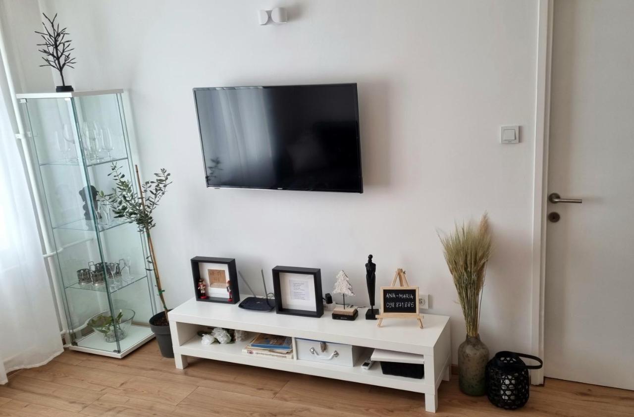 Apartman H8 Бйеловар Екстериор снимка